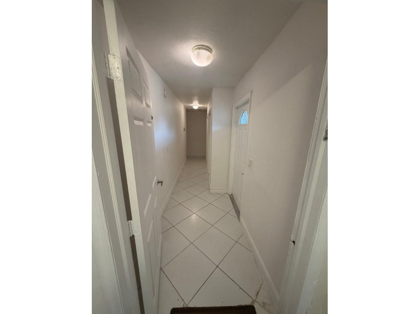 Exceptional opportunity in Boca Raton with NO HOA! This - photo 35