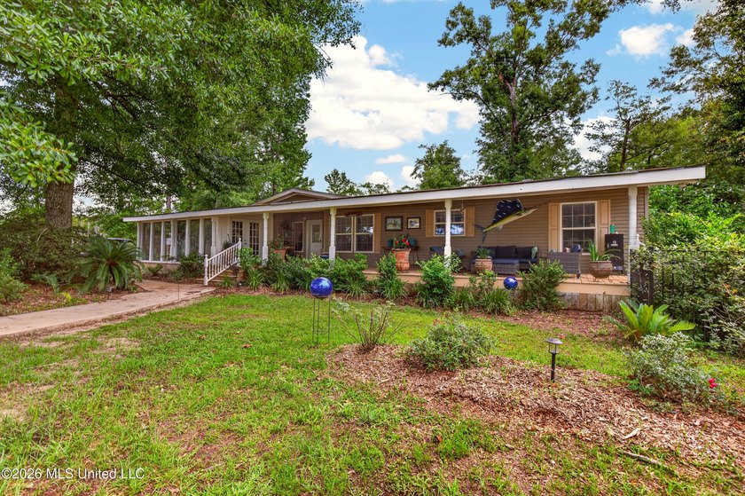 Enjoy peaceful country living with convenient access to I-10 - photo 3