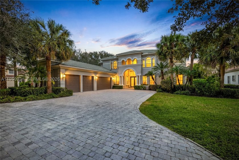 Prime lakefront, within an exclusive gated enclave of 17 custom - photo 2