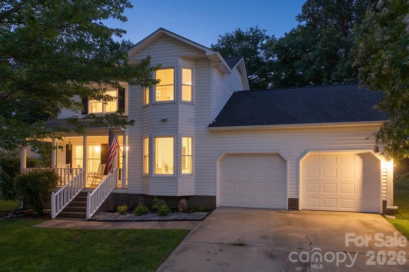 3 Bedrooms 2.5 Baths, 2 Car Garage, Excellent Neighborhood. Dual - photo 17