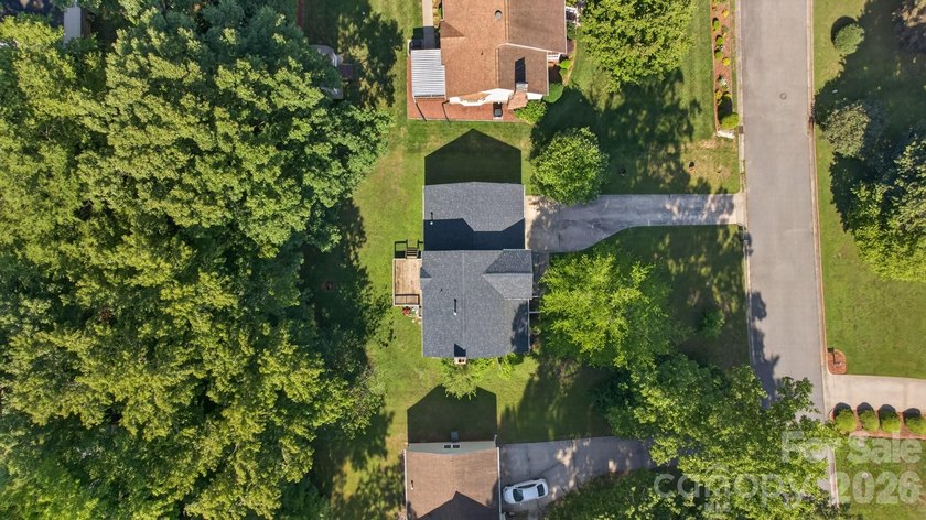 3 Bedrooms 2.5 Baths, 2 Car Garage, Excellent Neighborhood. Dual - photo 21