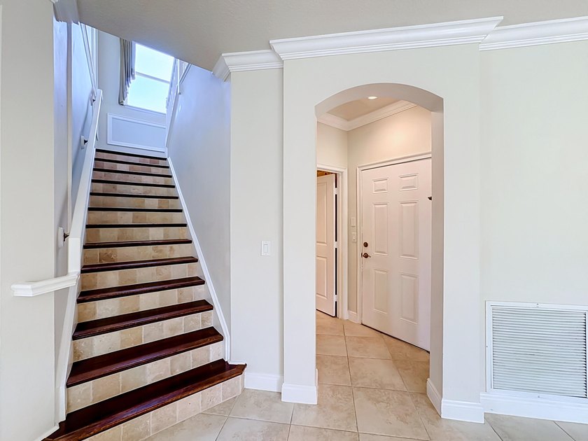 Spectacular, former model, POOL home in the exclusive community - photo 33