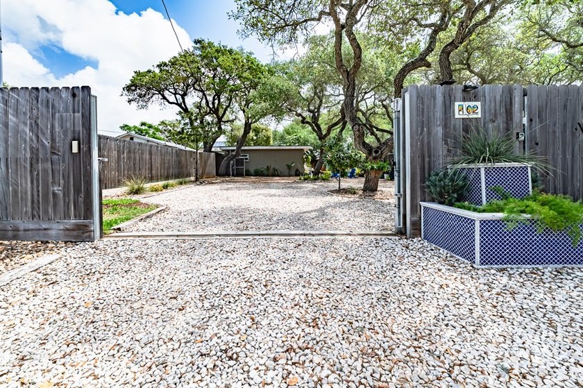 Are you ready for the perfect getaway in Fulton? Ideally located - photo 34