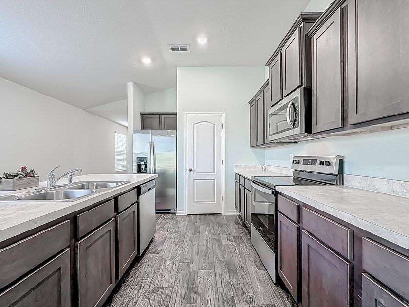 2021 build in Winchester Ridge with a real path to ownership - photo 9