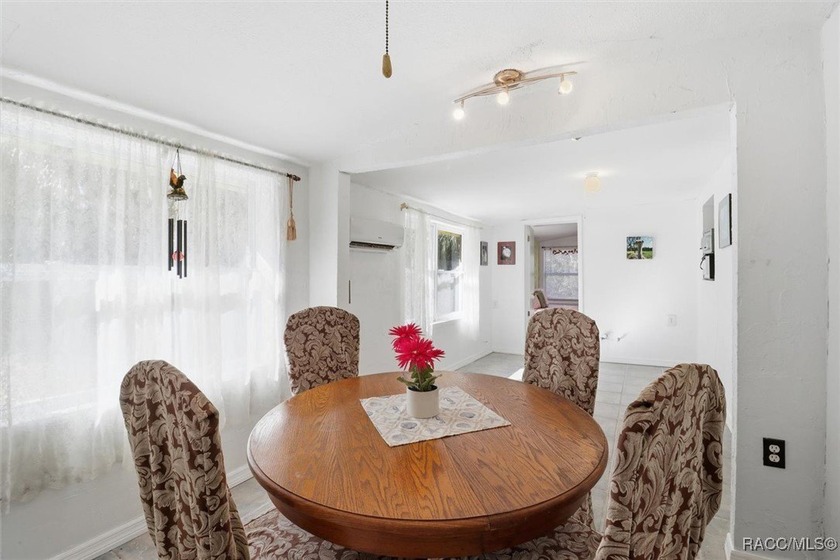 TWO FOR ONE! Set on a full acre in the heart of Old Homosassa - photo 5