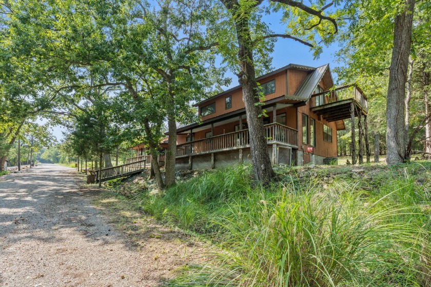 27000 Farm Rd 2250, Golden, MO 65658, 4155454