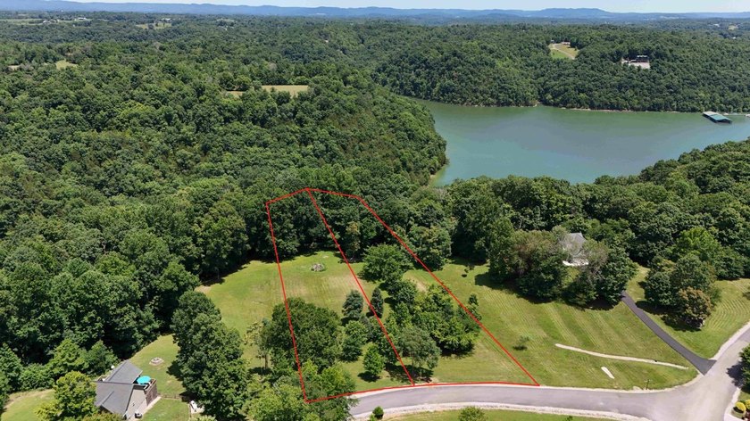 Discovery the perfect opportunity to build your dream home or - photo 19