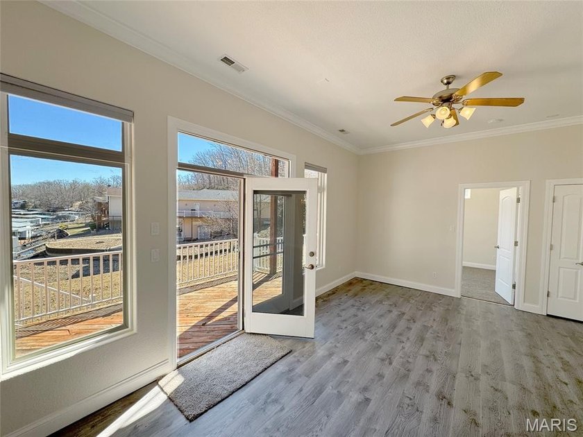 It's time to take a look at this one!!! Luxury lakefront living - photo 24