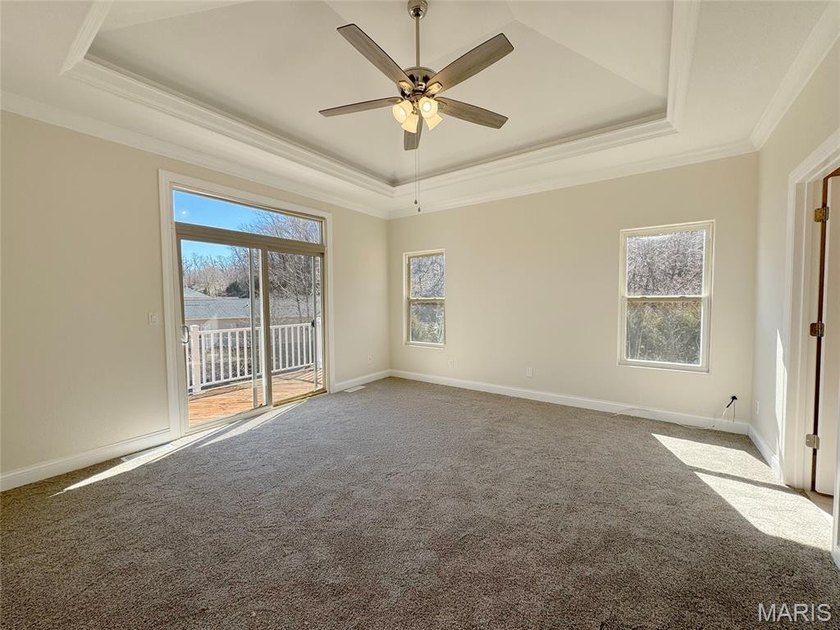 It's time to take a look at this one!!! Luxury lakefront living - photo 25