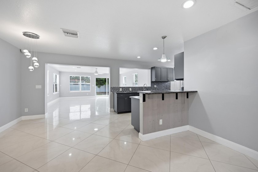 Welcome to this charming 3BR / 2BA single-story home located in - photo 6