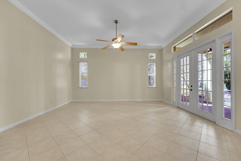 * * *Spacious 4-bedroom plus Den and Flex Room (that could - photo 8