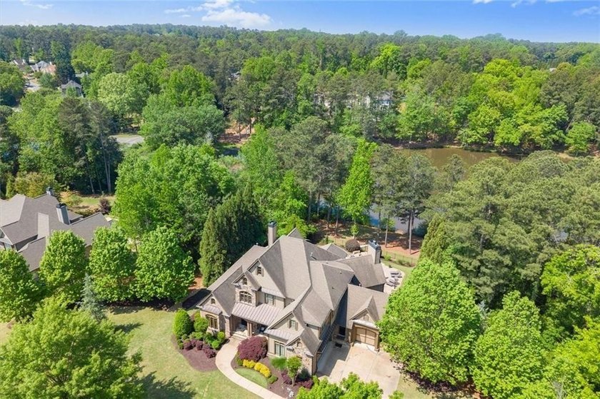 Welcome to 1225 Waterfall Lane-where space, comfort, and - photo 7