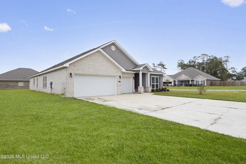 Welcome to your dream home offering 2.75% VA Assumable loan with - photo 2