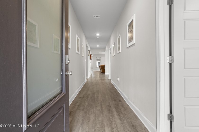 Welcome to your dream home offering 2.75% VA Assumable loan with - photo 6