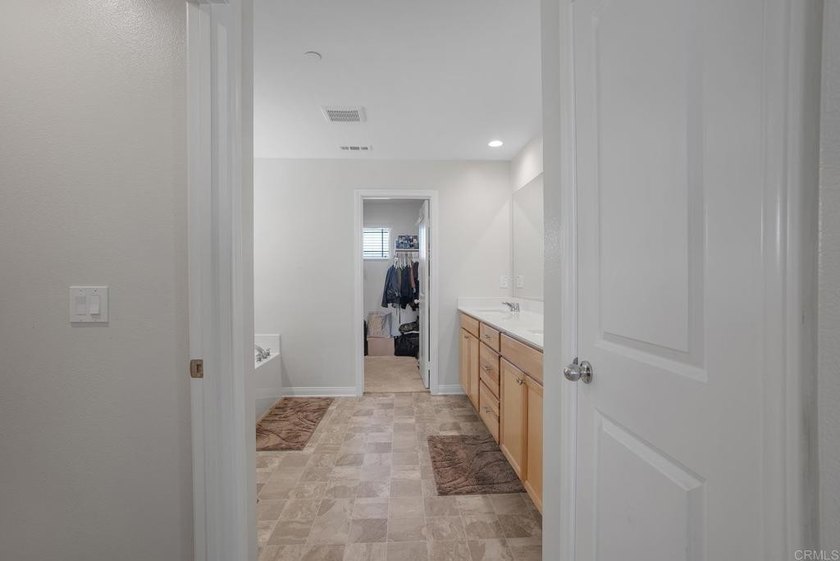 Welcome to 29847 Canary Wood Ct, a 2022-built Pulte home in the - photo 27