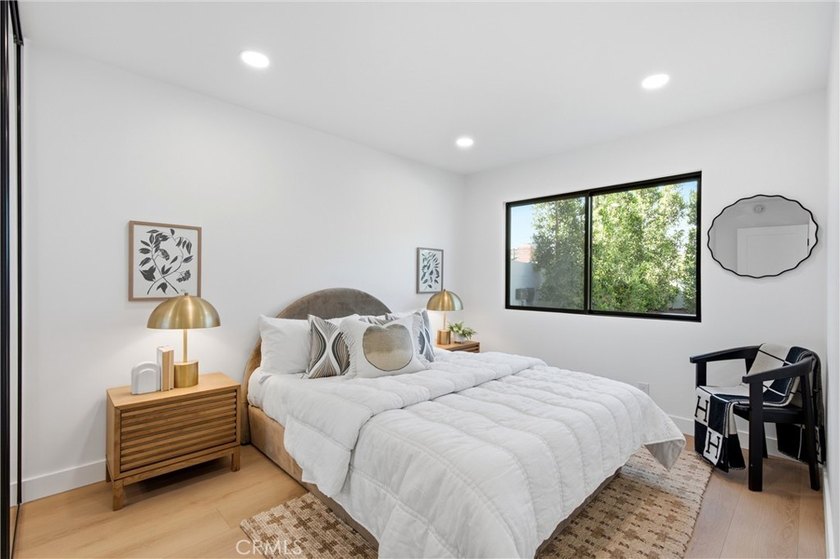 Welcome to 1788 Hawaii Circle, your own private mid century - photo 36