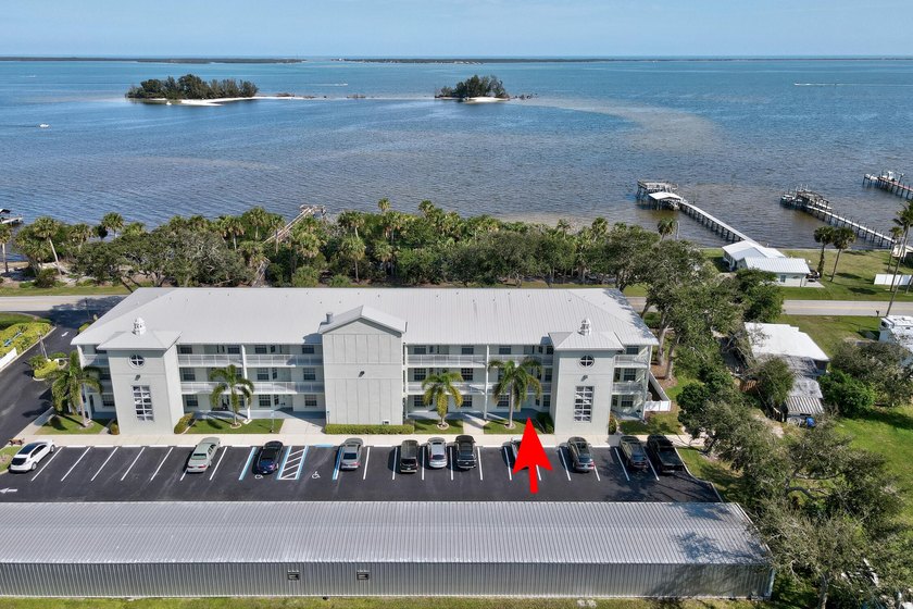 FIRST FLOOR! Enjoy beautiful Indian River Lagoon views from this - photo 2