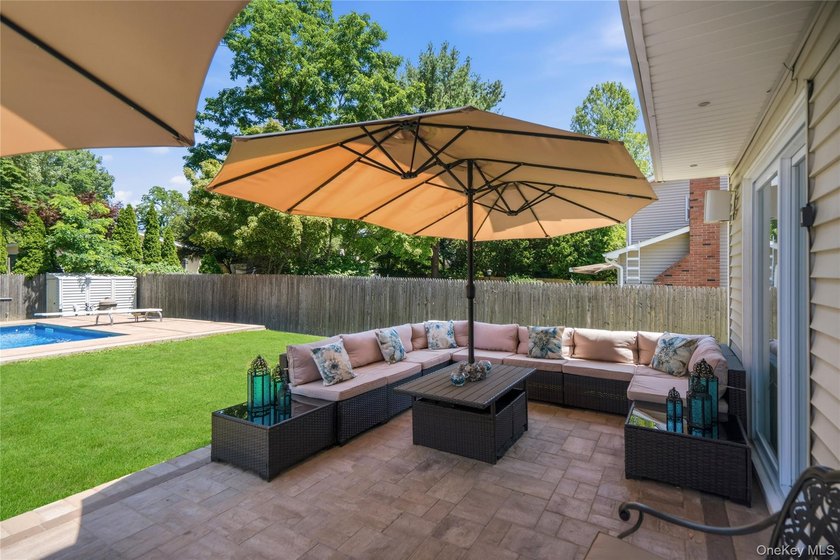 Welcome to this beautifully maintained expanded Cape, where - photo 30
