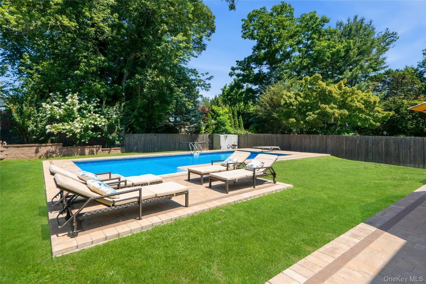 Welcome to this beautifully maintained expanded Cape, where - photo 31