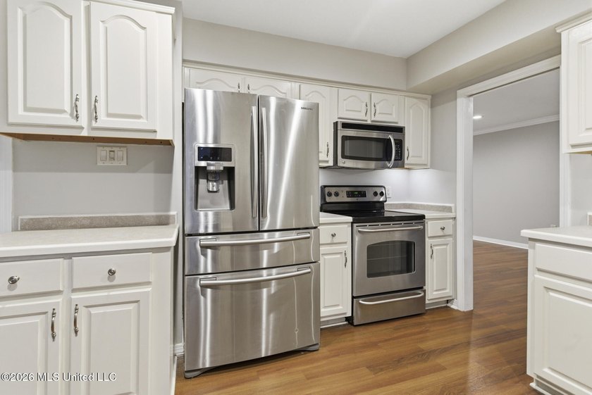 Nestled within the charming Heritage Place community, this - photo 10