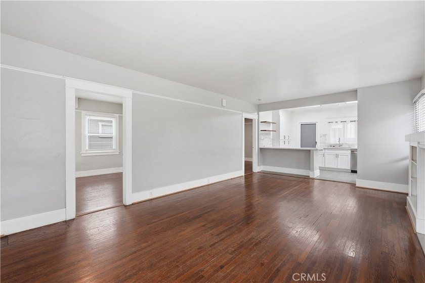 LIVE STEPS FROM THE SAND WHILE 3-UNITS PAY YOUR MORTGAGE! - photo 12