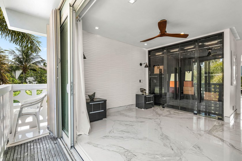 Stunning second-floor waterfront condo with breathtaking views - photo 22