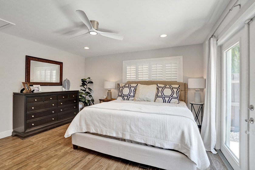Welcome to this spacious single-story updated home on a corner - photo 29