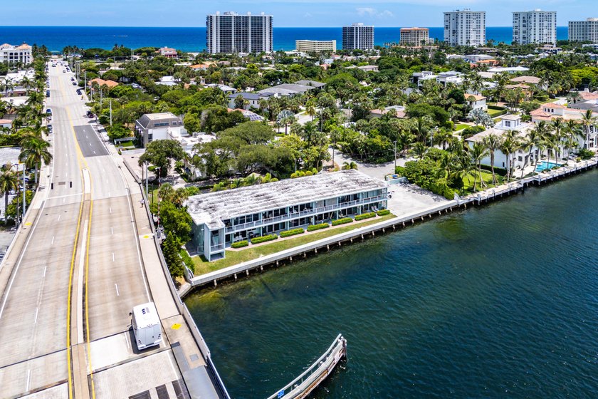 Stunning second-floor waterfront condo with breathtaking views - photo 31