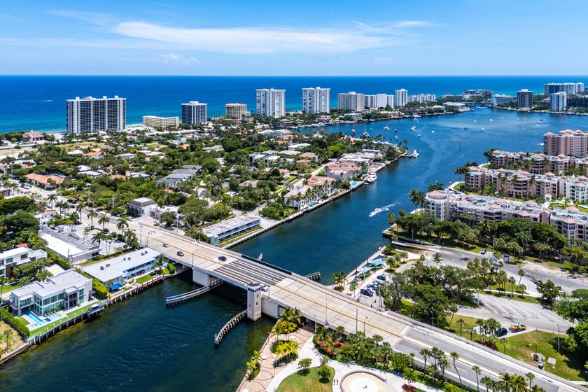 Stunning second-floor waterfront condo with breathtaking views - photo 37