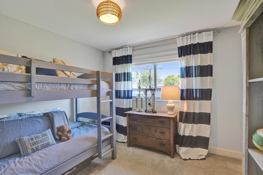 Welcome to this spacious single-story updated home on a corner - photo 46