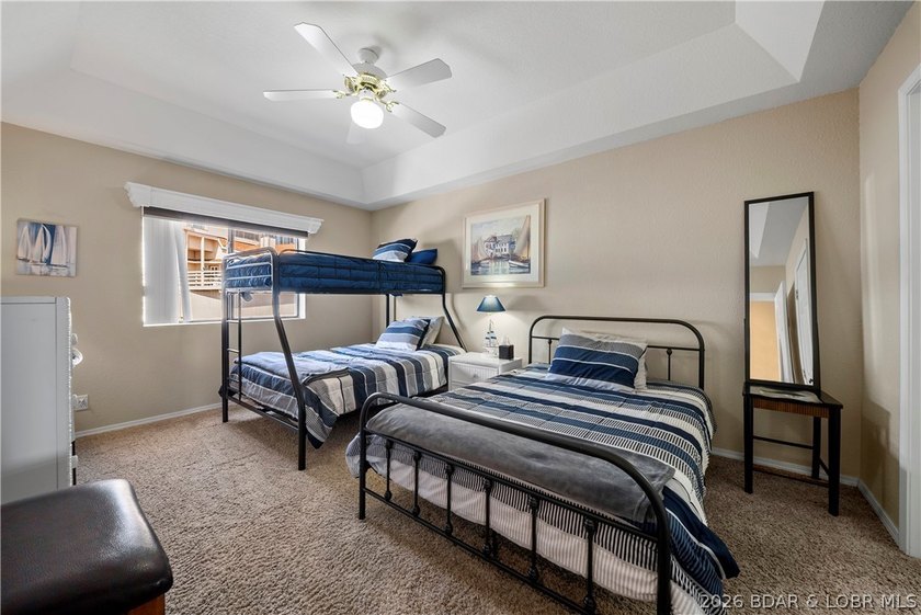Bright, top-floor 3BR condo on Horseshoe Bend offering - photo 14