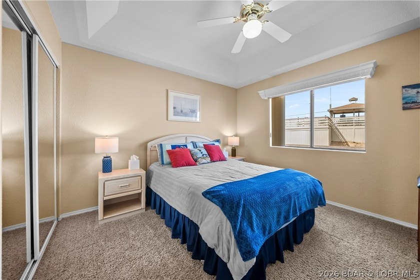 Bright, top-floor 3BR condo on Horseshoe Bend offering - photo 18