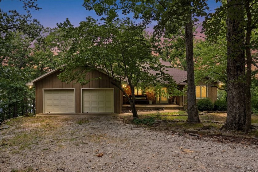 Discover an exceptional single-family residence in the quiet and - photo 28