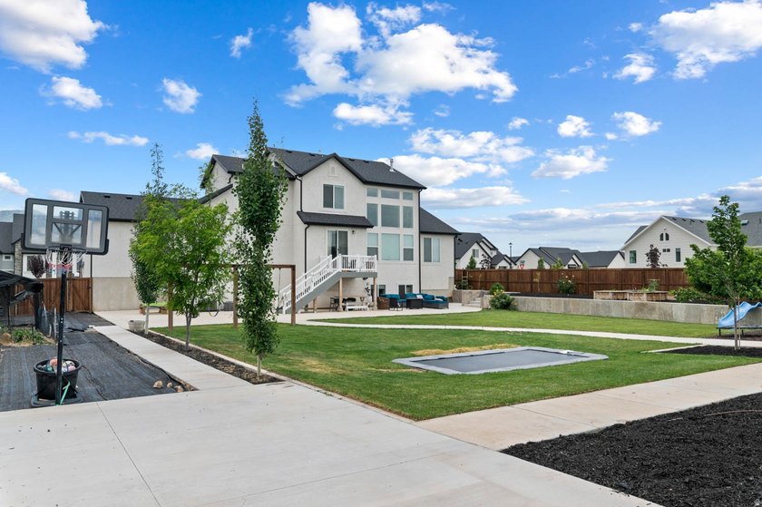 OPEN HOUSE Saturday, July 11, 11:00 AM1:00 PM! Come fall in love - photo 35