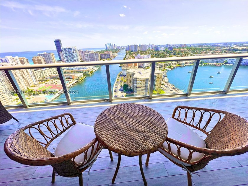 Lower Penthouse unit with incredible views of the Ocean and - photo 19