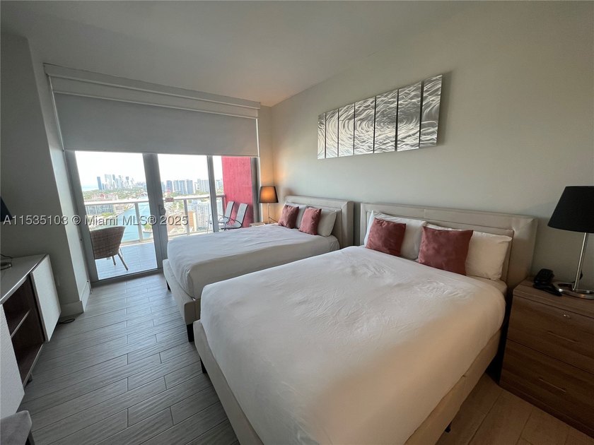 Lower Penthouse unit with incredible views of the Ocean and - photo 20