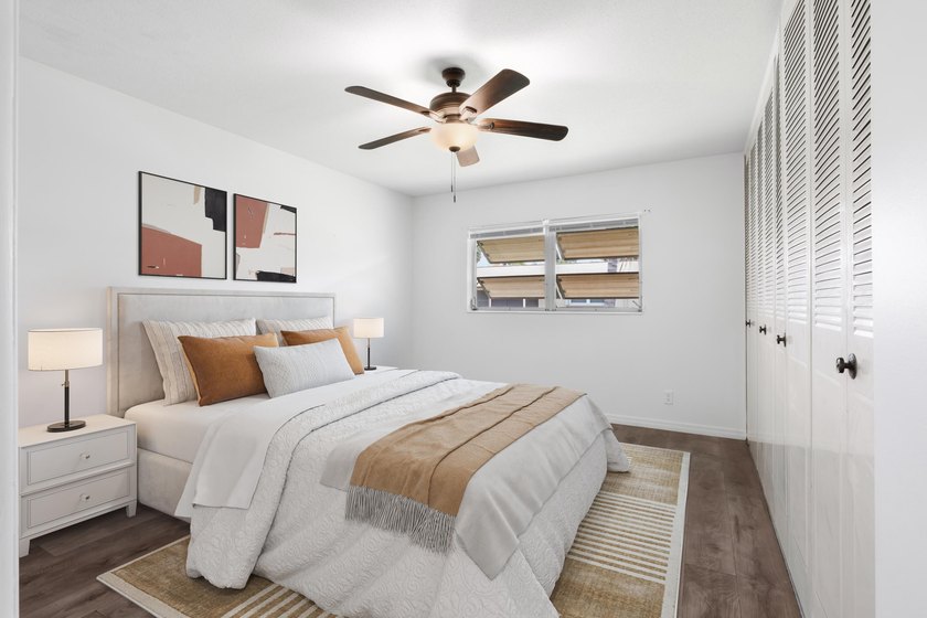 Very quiet, cozy unit directly across from laundry facilities - photo 7