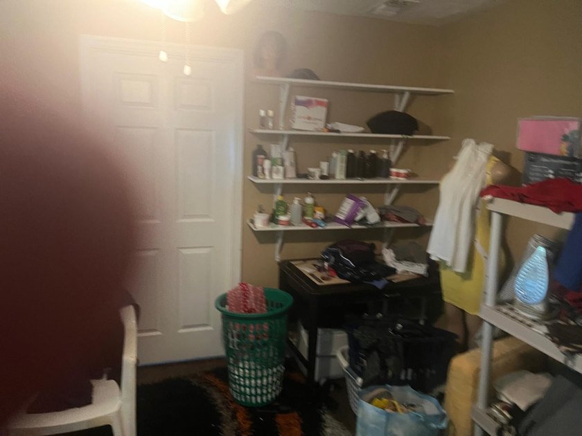 PLEASE COME AND SEE , THIS HOUSE WILL NOT BE - photo 12