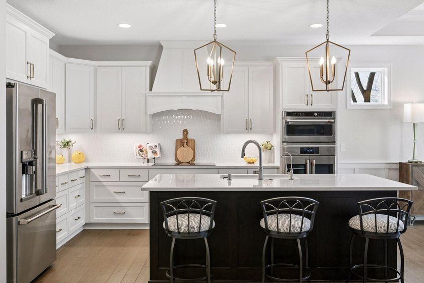 Architectural sophistication meets modern comfort in this - photo 21