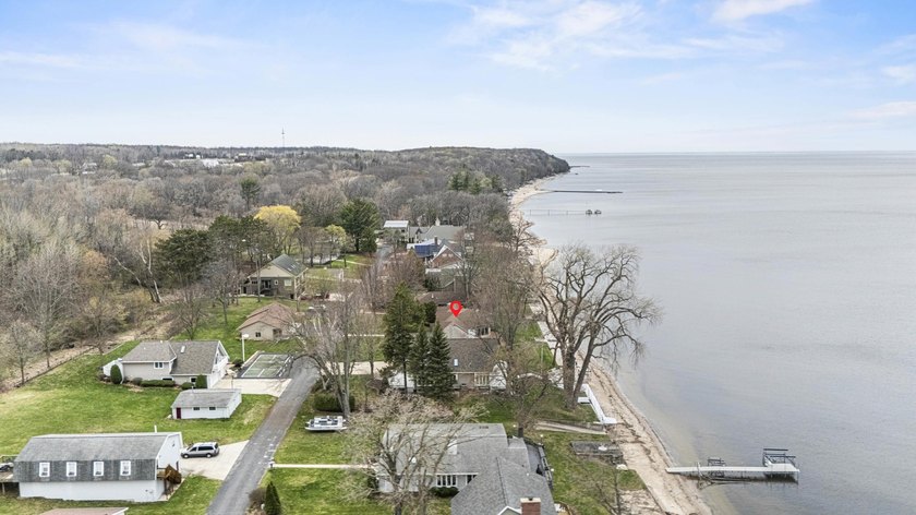 Premier bayfront property on Sunset Shores! Enjoy breathtaking - photo 38
