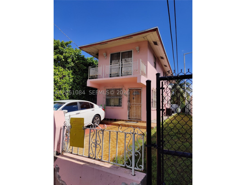 Cozy house right in the center of Miami. Close to Downtown - photo 3