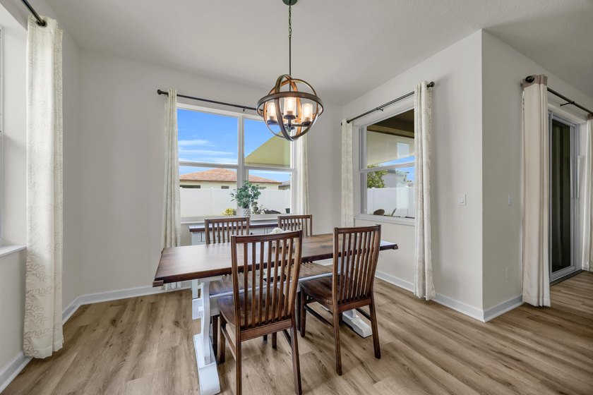 Welcome to this beautifully maintained 3-bedroom, 2-bath CBS - photo 9