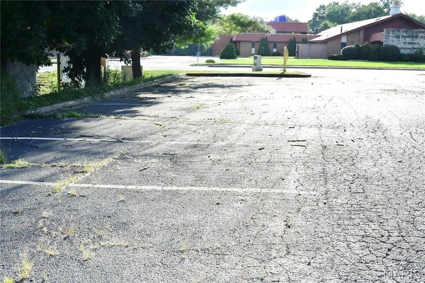 For Sale and Banquet Hall and Rooms for Rent. This 13,751 sq - photo 15