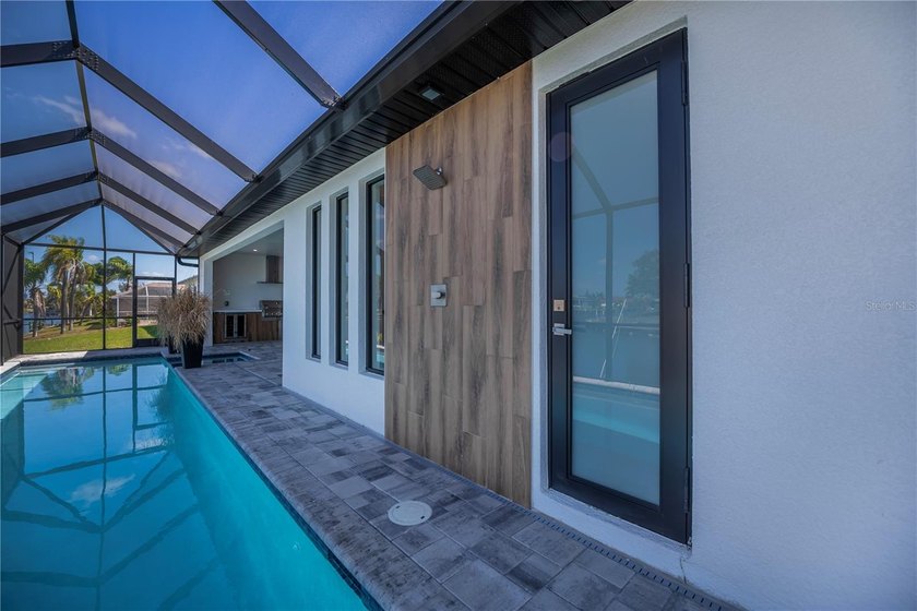 NEW AMAZING PRICE! STUNNING QUICK GULF ACCESS custom built 4/3/3 - photo 43