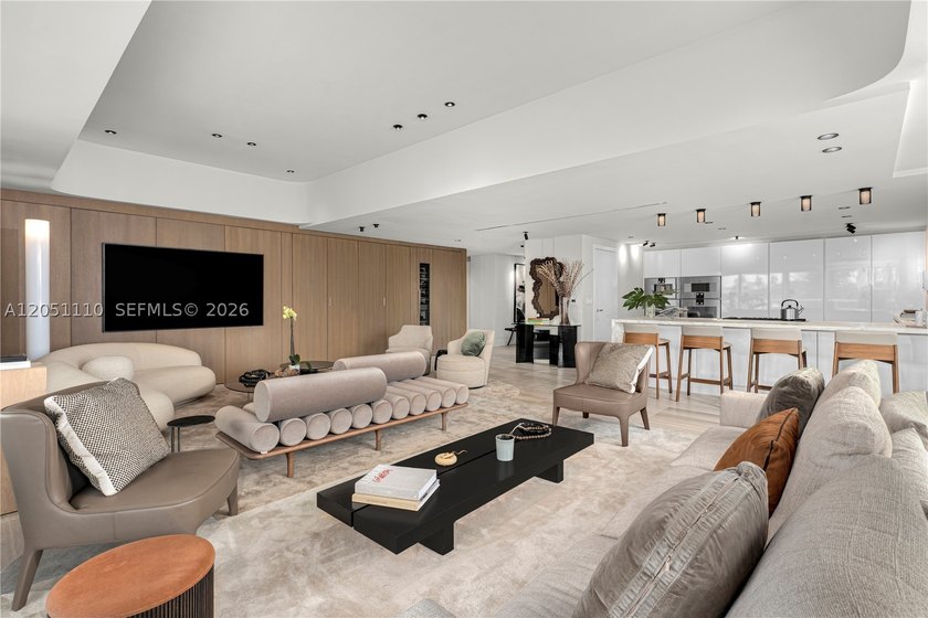 Discover refined waterfront living at The Ritz Carlton - photo 6
