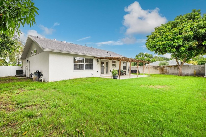 Immediate CASH FLOW and a PRIME LOCATION! This solid - photo 17