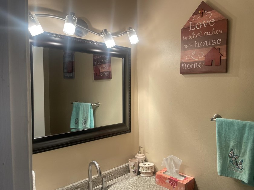 Seller is offering $5,000 credit!!!! 3-bedroom, 2.5-bath - photo 5