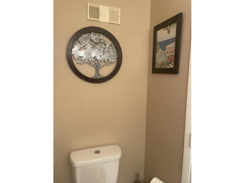 Seller is offering $5,000 credit!!!! 3-bedroom, 2.5-bath - photo 6