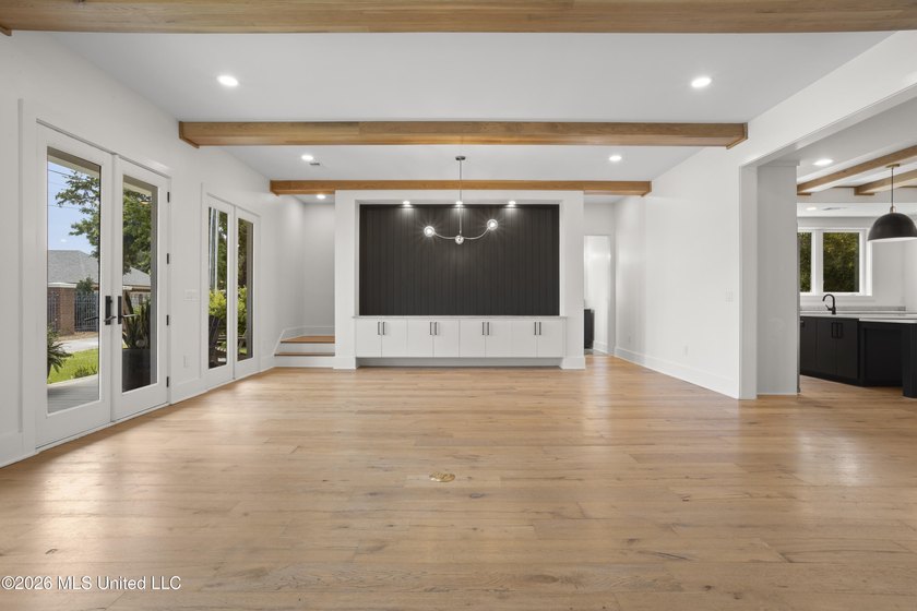 Thoughtfully designed for both elegant everyday living and - photo 14
