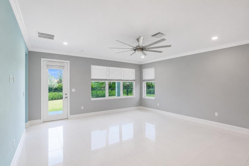 Welcome to this beautifully upgraded waterfront residence in - photo 25